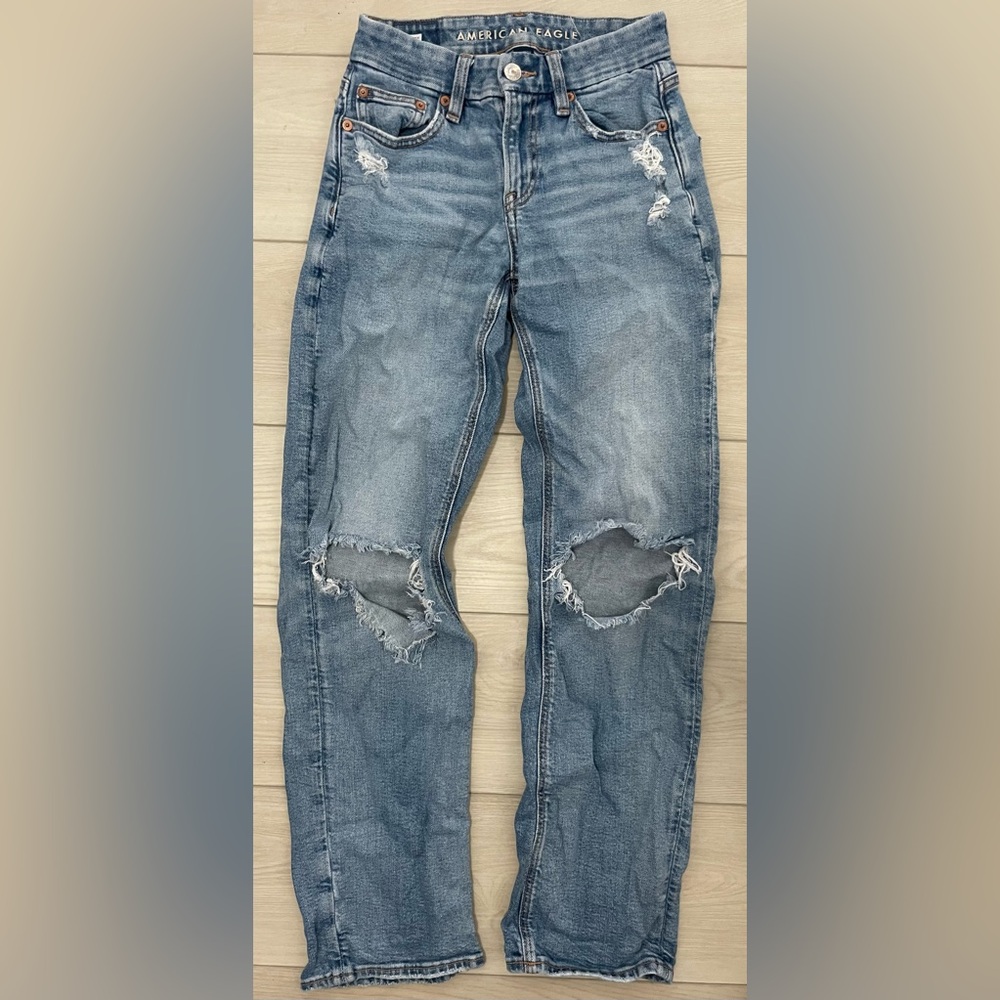 American Eagle Outfitters Curvy Straight Distressed Jeans